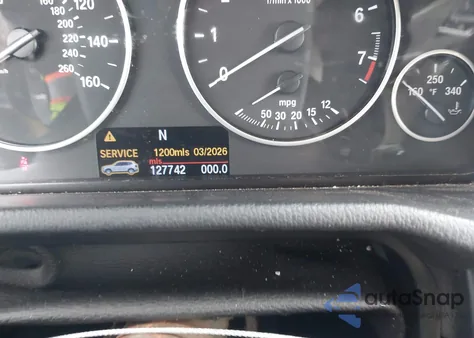 2013 BMW X3 xDrive28I z USA, uszkodzony, nr VIN 5UXWX9C59D0A22135